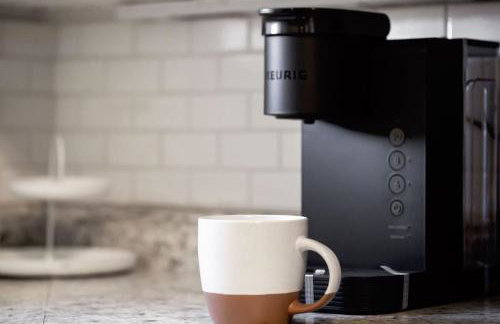 Stylish and Cozy 2BR in Vibrant East Austin - Foto 15