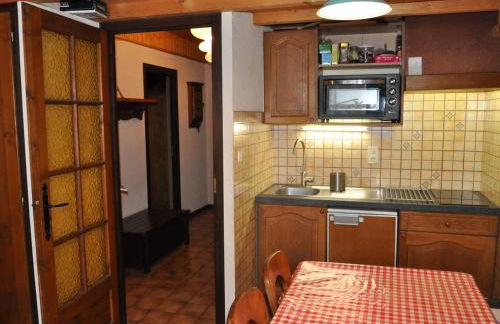 2 Pièces Près des Remontées avec Mezzanine et Parking - FR-1-692-8 - Photo 4