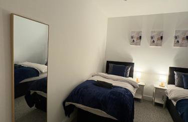 Spacious John York House & Parking - Foto 35