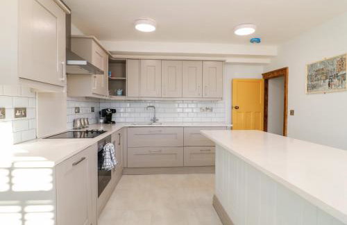 Mill View Duplex - Photo 11