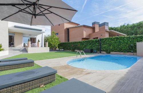 Fantástica casa en alquiler con piscina en Vilanova i la Geltrú - Foto 38