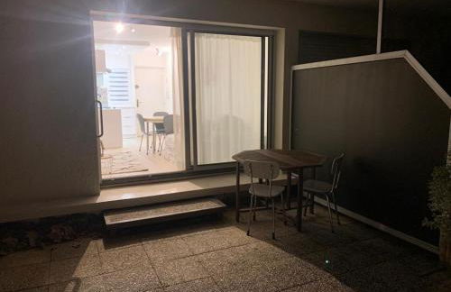 Studio en hypercentre refait à neuf en 2023 avec une belle terrasse! - Photo 14