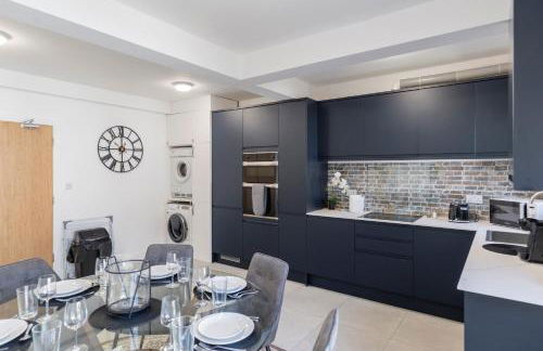 Studio at Tube Station Sleeps 3 Private Bathroom shared Kitchen 4 - Foto 6