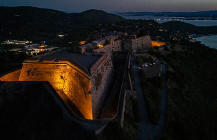 Exclusive House Inside Historic Fortress - Foto 22