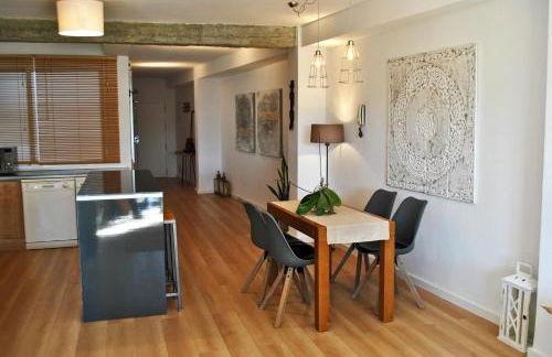 THE BOHO-CHIC OASIS, lovely city center apartment - Photo 36