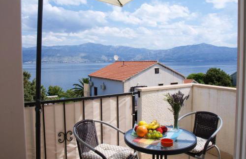 Apartment Jela - Photo 3