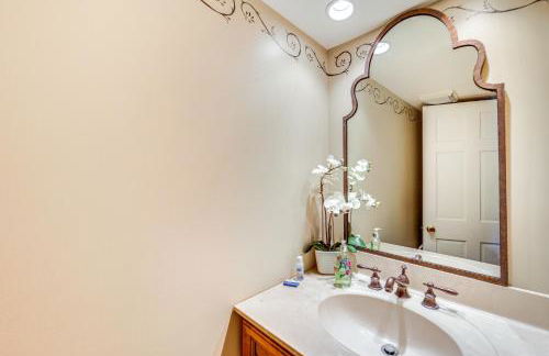 Golf Course On-Site Spacious Hollidaysburg Home! - Foto 13