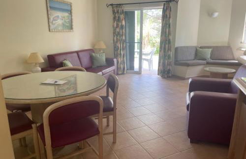 Lovely 2 Bedroom Home inside a Resort in Albufeira - Foto 14