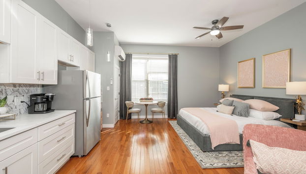 Findlay Market - Suite 5 for 2 - Foto 2, Profilbild