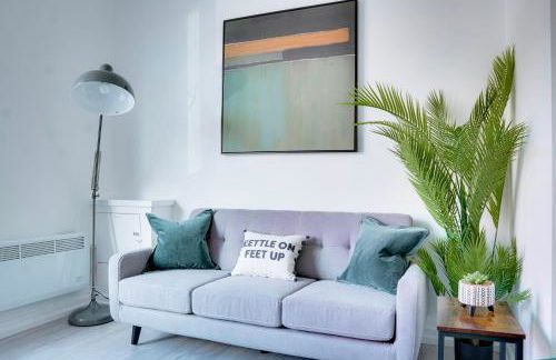 Modern 2 bedroom flat - 15 minutes to Liverpool - Foto 14