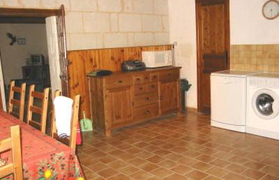 La Maison Tournesol - 3 bedroom house with large garden near Saumur - Photo 9