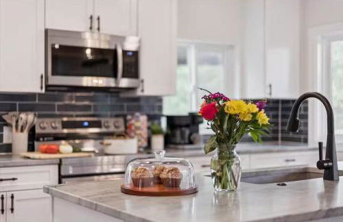 15 min to Boulder Rope Course Hot Tub & Views - Photo 22