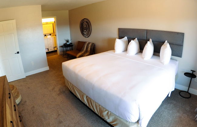 Royal Gorge Cabins - Photo 18