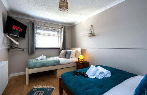 Parking - Garden - Views - M4 Work Stay - Photo 7