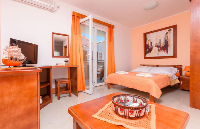 Rosic Apartments - Photo 3