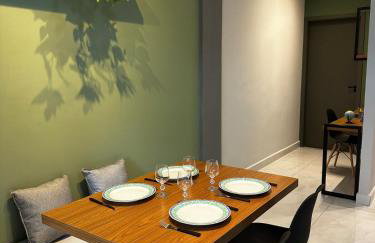 Studio com Garagem, Térreo com Acesso privativo e WIFI, a 5 Minutos do Centro - Foto 7