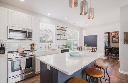 Bluffton Magnolia House - Charming Home in the Heart of Old Town Bluffton - Photo 9