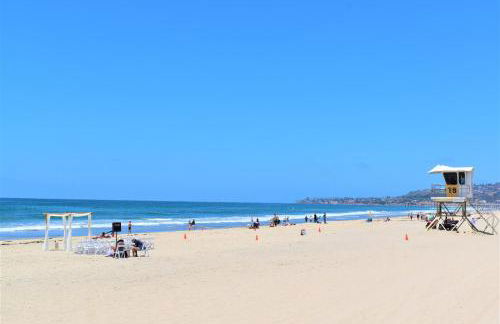 Luv Oceanside Views-1 House to Beach, Boardwalk and Waves-Spacious Rooftop Sun Deck-Plus King Beds too! - Foto 11