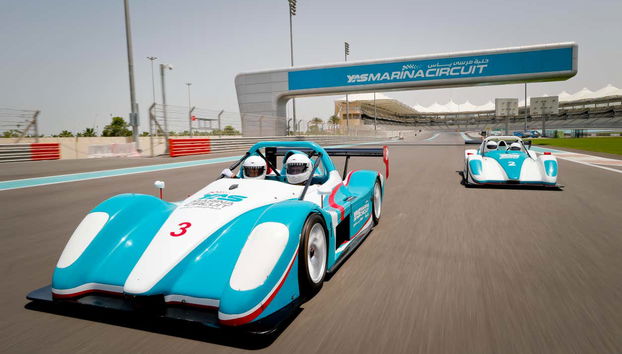 Profitez de la balade en Radical SST à Yas Marina