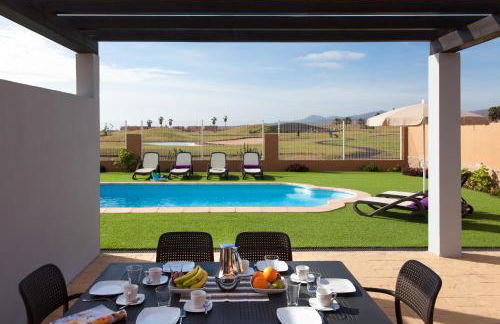 Villa con Piscina ,Vista Mar y campo de golf - Foto 2