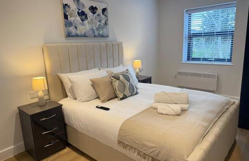 Sale Road Serviced Apartments Near Airport & Trafford Centre - Foto 1