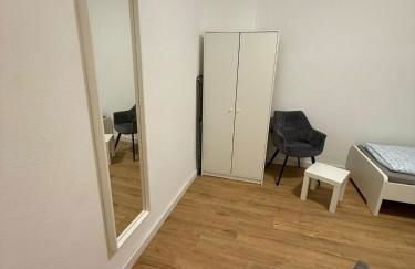 Apartment 2 Zimmer Küche Bad TV Garten WLAN - Foto 13