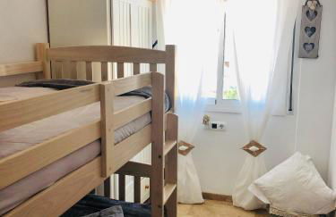 Apartamento con terraza y piscina en Malgrat de Mar - Foto 11