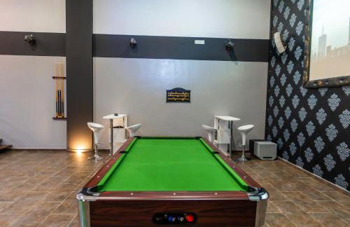 Luxury Vacation Villa - Photo 13