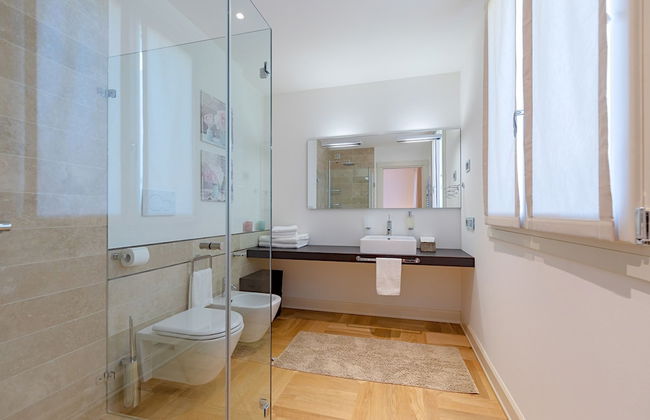 Luxury Lakefront Catullo A1 by Wonderful Italy - Photo 24