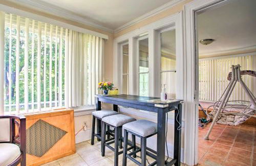 Charming Yonkers Retreat - 10 Mi to Central Park! - Foto 11