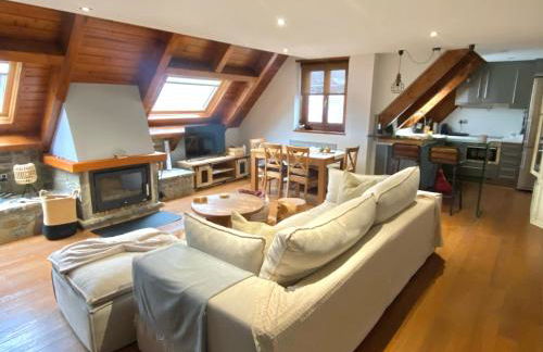 DUPLEX con encanto en Bagergue y guarda esquíes - Foto 2