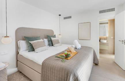 VACATION MARBELLA I Villa Ava, Private Heated Pool, Rooftop Hot Tub, Sauna, Luxury Interior, Golf and Sea Nearby - Foto 23