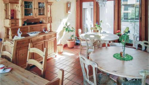 Nine-Bedroom Holiday Home In Petershagen Ot Frille - Foto 3