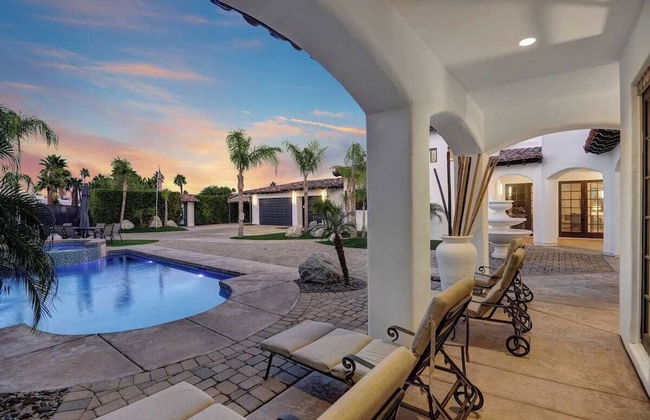 Villa Toscana by Avantstay Palatial Villa With Spa, Pool, Theater & Game Room! Permit#4769 - Foto 13