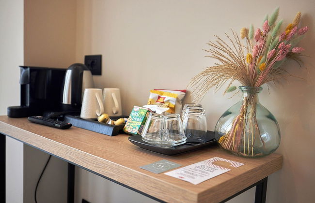 White Coast - Photo 38