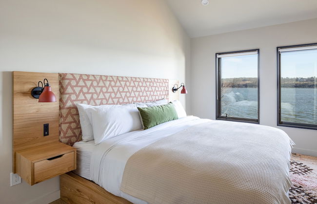 Hudson River Way by Woodstock Way Hotel - Photo 9