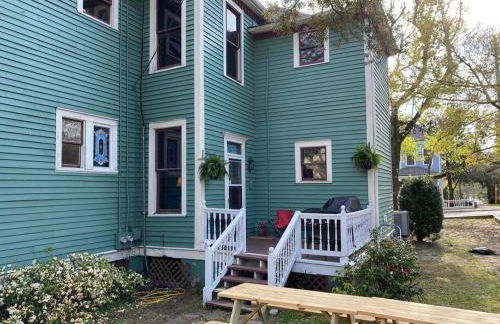 Large Historical Home for Groups Walk to Downtown! - Foto 42