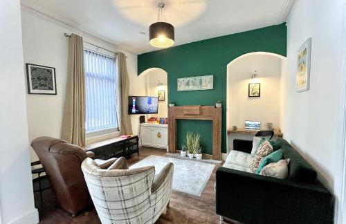 Modern 3-bed House With Parking Bamber Bridge, Preston - Foto 2