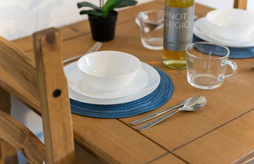 Stylish Apartment - On Street Parking - Smart TV & Netflix 3MH - Foto 9