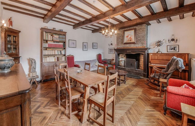 Heritage Holiday Home in Gouvy With Fenced Garden - Foto 16