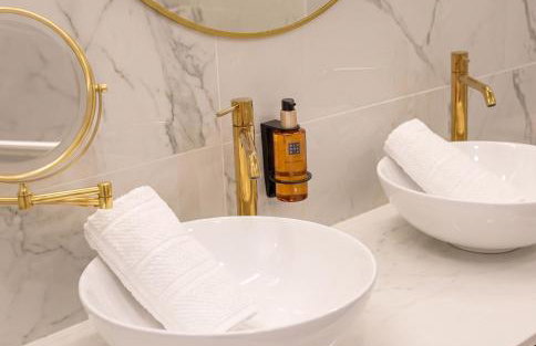 Grand Horizon Luxury Boutique Suites - Photo 34