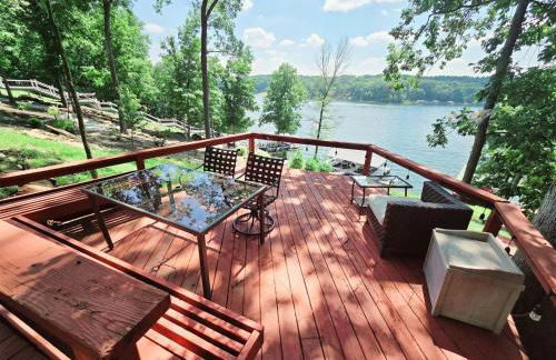 Log Home Hot Tub Retreat, Kayaks - Photo 14