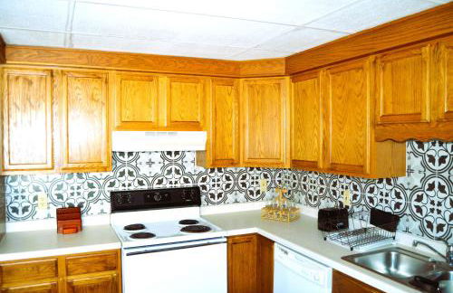 Grand Red - six-bedroom apartments near the UND campus - Foto 15