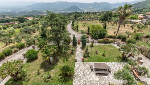 7 Bedroom Stunning Home In Caiazzo - Foto 2