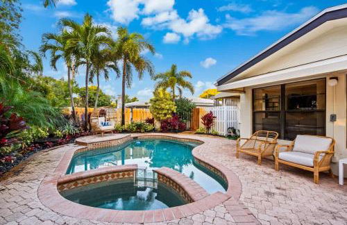 Tropical Getaway - Heated Pool & Patio Retreat - Foto 34