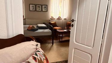 ΚΥΑΝΟΝ παραδοσιακή μονοκατοικία στην Φλώρινα - Foto 4