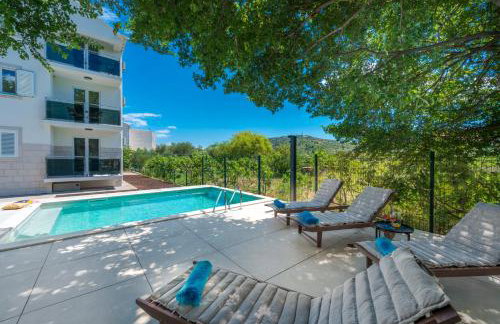 Villa Gold Residence 4 - Photo 1