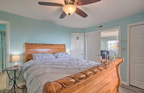 Walk to Shore! Ocean-View Condo in Carolina Beach - Foto 12