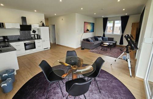 Sonnendeck Schwerin - Apartment mit Dachterrasse, Seeblick, Parkplatz, Fahrradschuppen, King-Size Bett - seenah relaxen - Foto 6