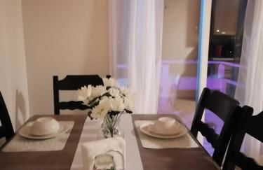 Beautiful home with your own entrance in Sandy - Foto 36